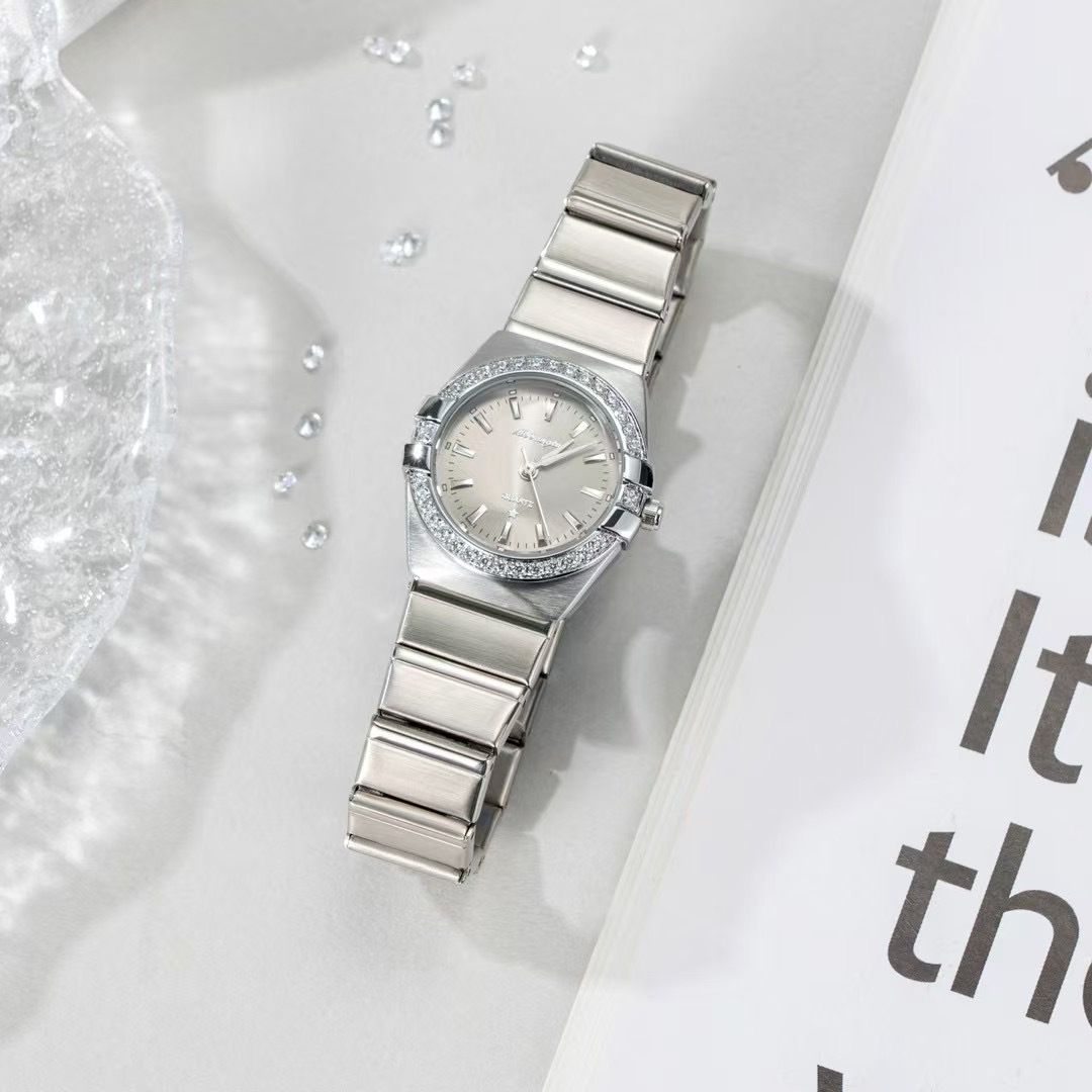 Classic Constellation Women's  - đánh giá và giá High Jewelry Watches